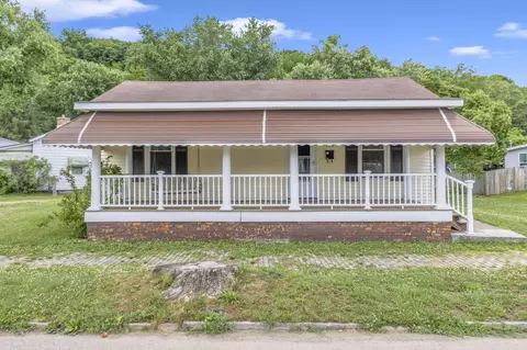 522 Poplar St, Nelsonville, OH 45764