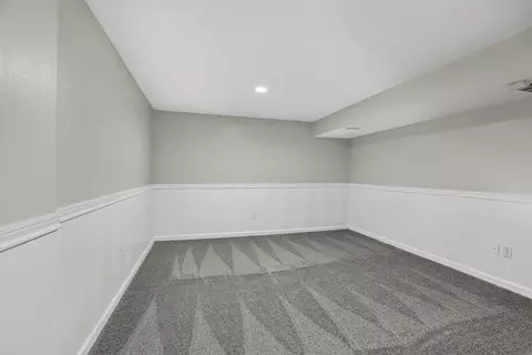 Other - 2425 Dunsworth Dr, Columbus, OH 43235 photo 5 of 11