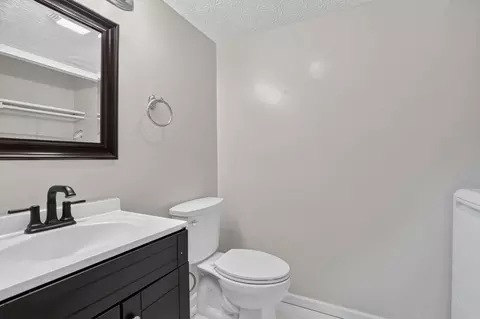 Bath - 2425 Dunsworth Dr, Columbus, OH 43235 photo 5 of 7