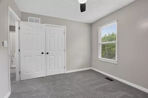 Bedroom - 2425 Dunsworth Dr, Columbus, OH 43235 photo 10 of 10