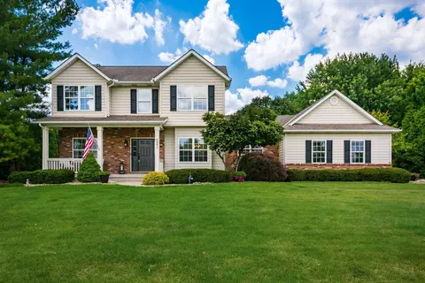 6892 Whitetail Ln, Westerville, OH 43082