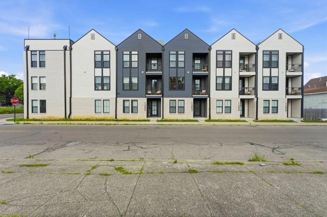 1282 Oak St, Columbus, OH 43205