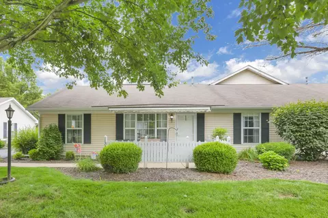1330 Hillview Cir E, Newark, OH 43055