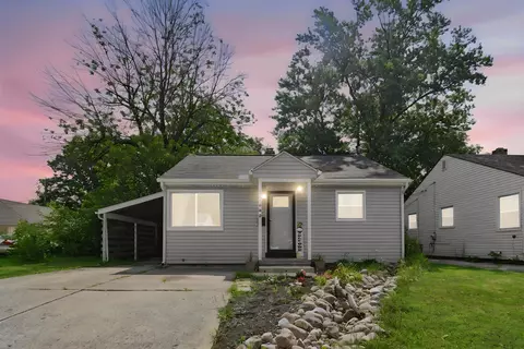 2800 Azelda St, Columbus, OH 43211