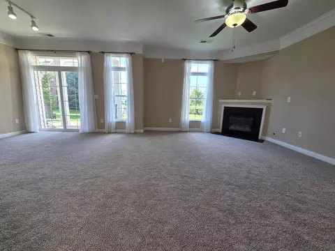 Living - 4216 Bradhurst Dr, Dublin, OH 43016 photo 2 of 4