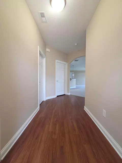 Entry Way - 4216 Bradhurst Dr, Dublin, OH 43016 photo 1 of 3