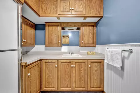 Bath - 2056 Lehner Ave, Marion, OH 43302 photo 3 of 3