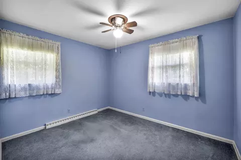 Bedroom - 2056 Lehner Ave, Marion, OH 43302 photo 5 of 6