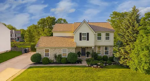 2265 Reeves Ave, Lewis Center, OH 43035