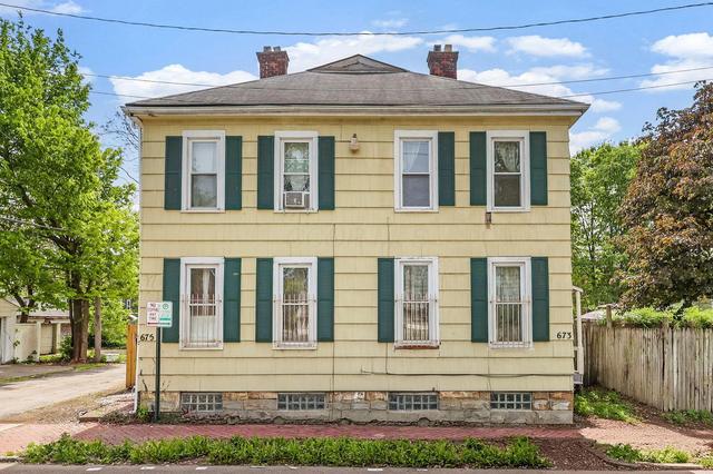 673 E Sycamore St, Columbus, OH 43206