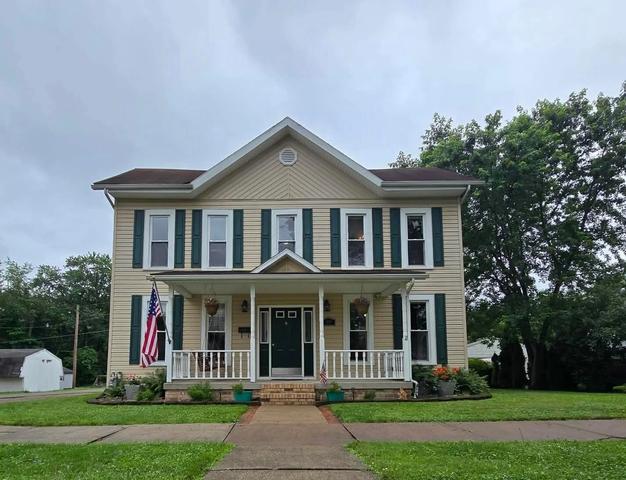 59 E Maple Ave, New Concord, OH 43762