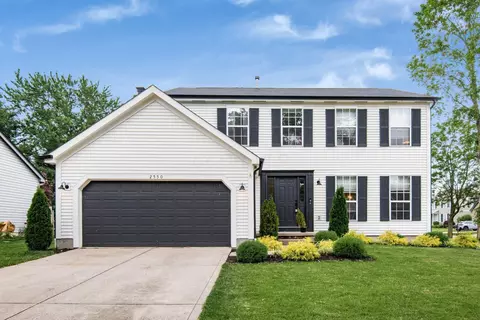 2550 Breathstone Dr, Powell, OH 43065