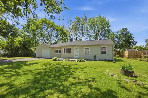 691 Basswood Rd, Columbus, OH 43207