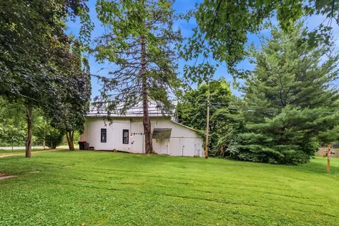 Exterior - 527 E High St, Ashley, OH 43003 photo 6 of 7