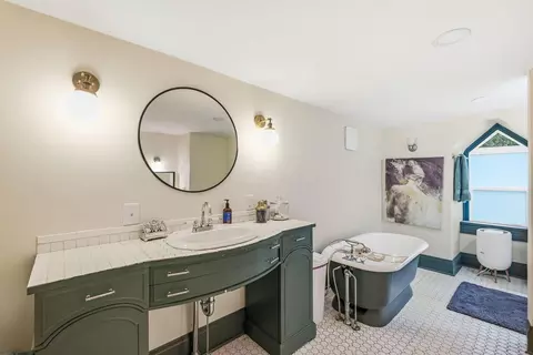 Bath - 527 E High St, Ashley, OH 43003 photo 1 of 3