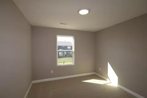 Bedroom - 5718 Dutch Ln, Powell, OH 43065 photo 1 of 2