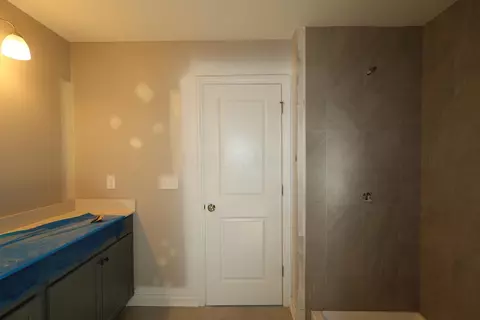 Bath - 5718 Dutch Ln, Powell, OH 43065 photo 2 of 2