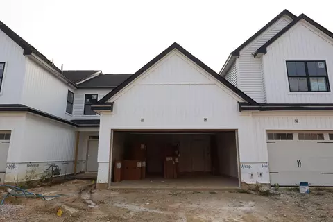 5718 Dutch Ln, Powell, OH 43065
