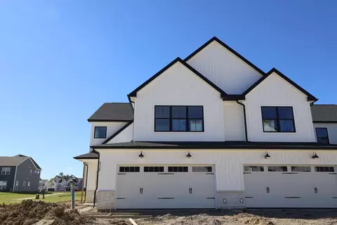 5726 Dutch Ln, Powell, OH 43065