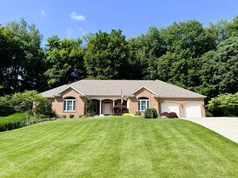 913 Howell Dr, Newark, OH 43055