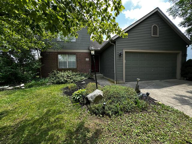 1059 Somerset Ct, London, OH 43140
