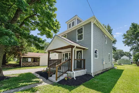 Exterior - 497 Smith St, Marion, OH 43302 photo 3 of 6