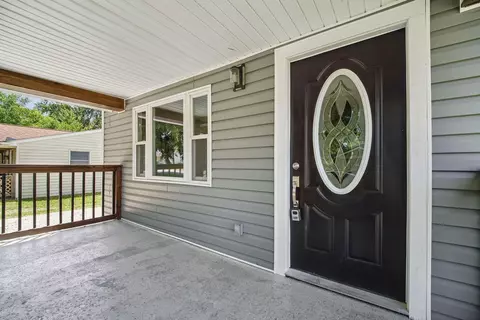 Exterior - 497 Smith St, Marion, OH 43302 photo 4 of 6