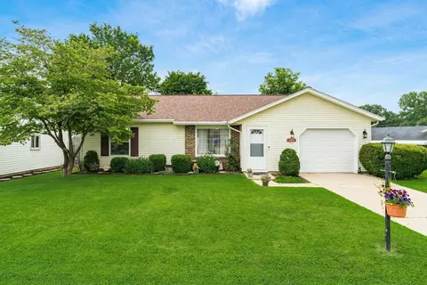 140 Williamsburg Ln NW, Lancaster, OH 43130