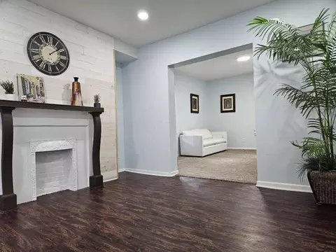 1468 E 25th Ave, Columbus, OH 43211 photo 2