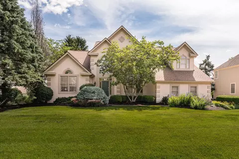 5816 Heritage Lakes Dr, Hilliard, OH 43026
