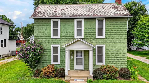 127 Walnut St, Ashville, OH 43103