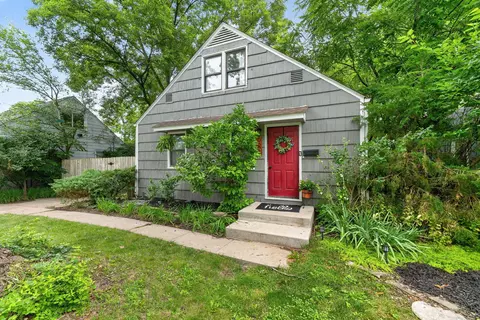 5698 Indianola Ave, Worthington, OH 43085