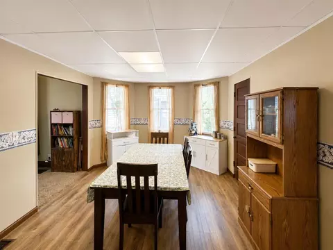 Dining - 300 Summit St, Marion, OH 43302 photo 1 of 1