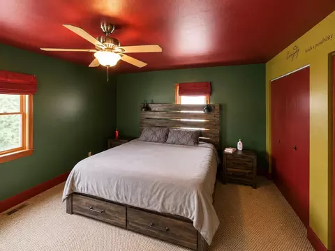 Bedroom - 300 Summit St, Marion, OH 43302 photo 5 of 7