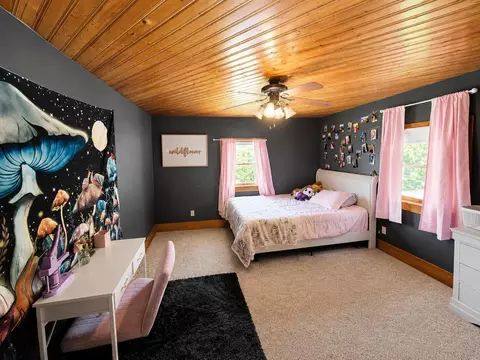 Bedroom - 300 Summit St, Marion, OH 43302 photo 2 of 7