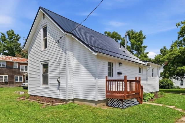521 E Burgess St, Mount Vernon, OH 43050