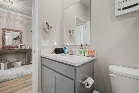 Bath - 4010 Chakeres Ave, Springfield, OH 45505 photo 4 of 4