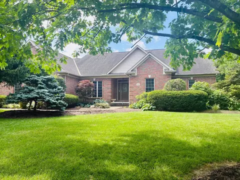10885 Miller Ave, Canal Winchester, OH 43110