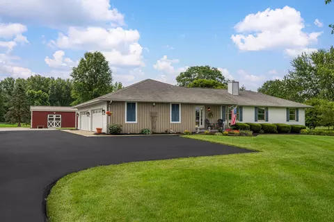 3084 Columbus Rd, Centerburg, OH 43011