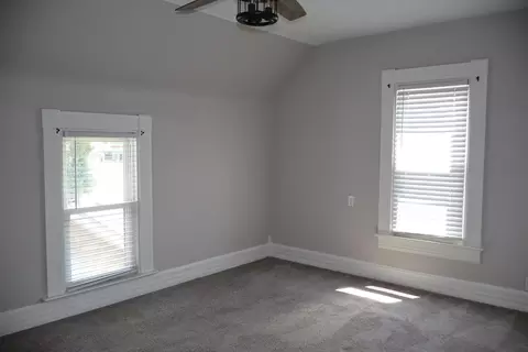 Bedroom - 484 E Main St, Circleville, OH 43113 photo 7 of 8