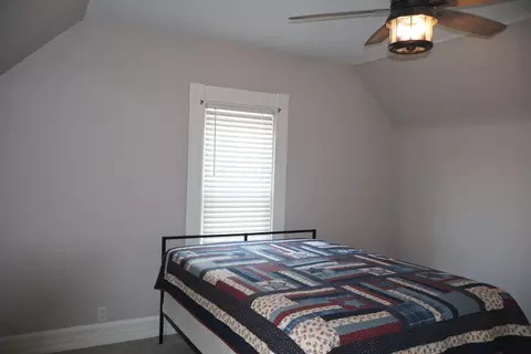 Bedroom - 484 E Main St, Circleville, OH 43113 photo 5 of 8