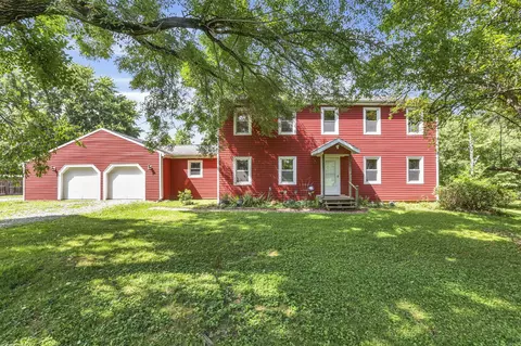 51 Tritipo Ln, The Plains, OH 45780