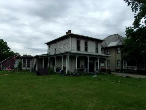 409 N Main St, Utica, OH 43080