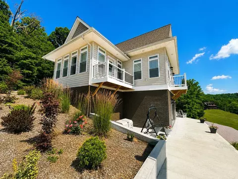 1071 Lake Katharine Rd, Jackson, OH 45640