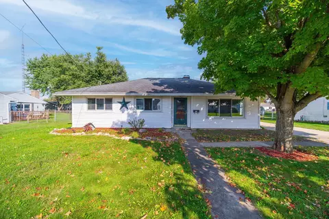 72 E George St, Richwood, OH 43344