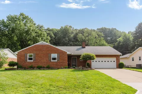 284 Scott Dr, Lancaster, OH 43130