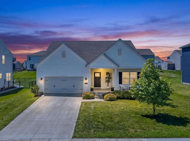 127 Beaman Gates Dr SW, Granville, OH 43023