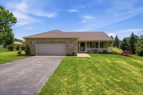 6257 Harper Cir, Mechanicsburg, OH 43044
