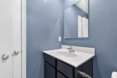 Bath - 508 Skyway Dr, Springfield, OH 45505 photo 7 of 7