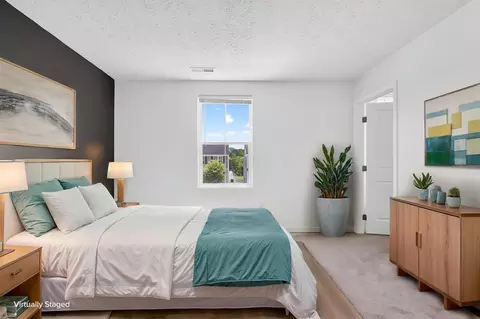 Bedroom - 508 Skyway Dr, Springfield, OH 45505 photo 16 of 19